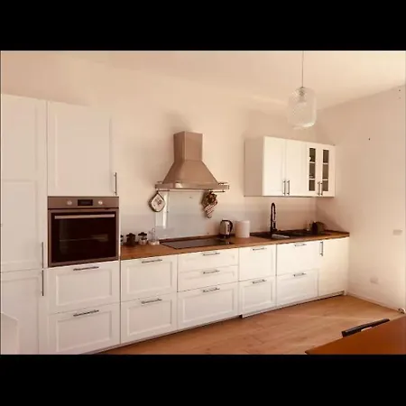 Daire Interno 12 Roma